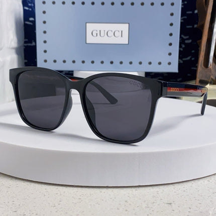 GUCCI 26S SQUARE FRAME IN ACETATE 424601