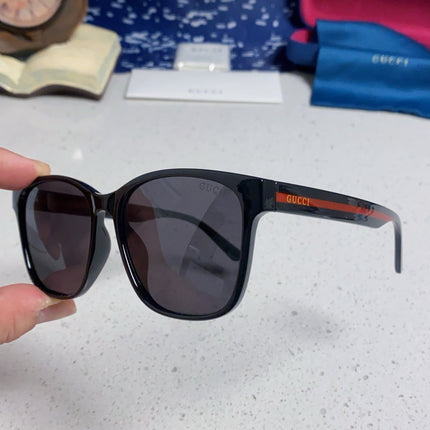 GUCCI 26S SQUARE FRAME IN ACETATE 424601