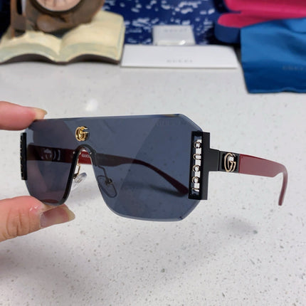 GUCCI 26S OVERSIZED SOLID FRAME IN ACETATE 420475
