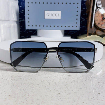 GUCCI 26S SQUARE FRAME IN METAL 420480