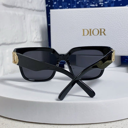 DIOR 26S OVERSIZED SQUARE FRAME IN ACETATE 500426