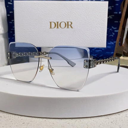 DIOR 26S SQUARE FRAME IN METAL 502861