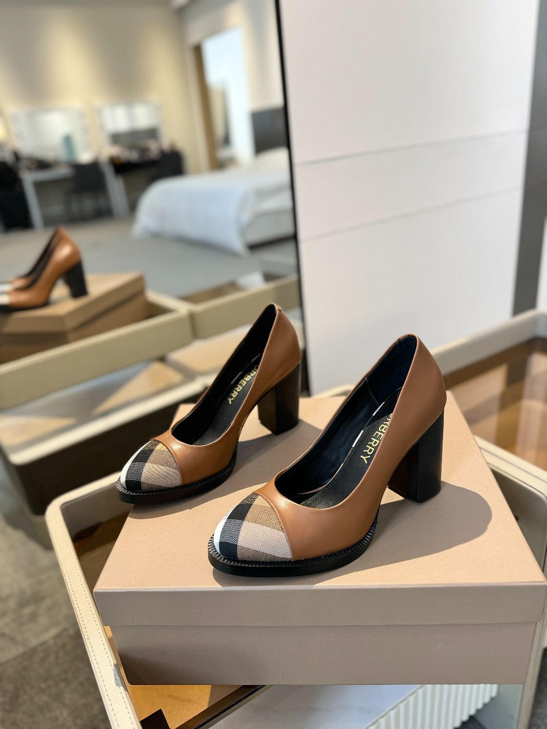 BURBERRY 26S HIGH HEELS 95 MM IN BROWN CALFSKIN