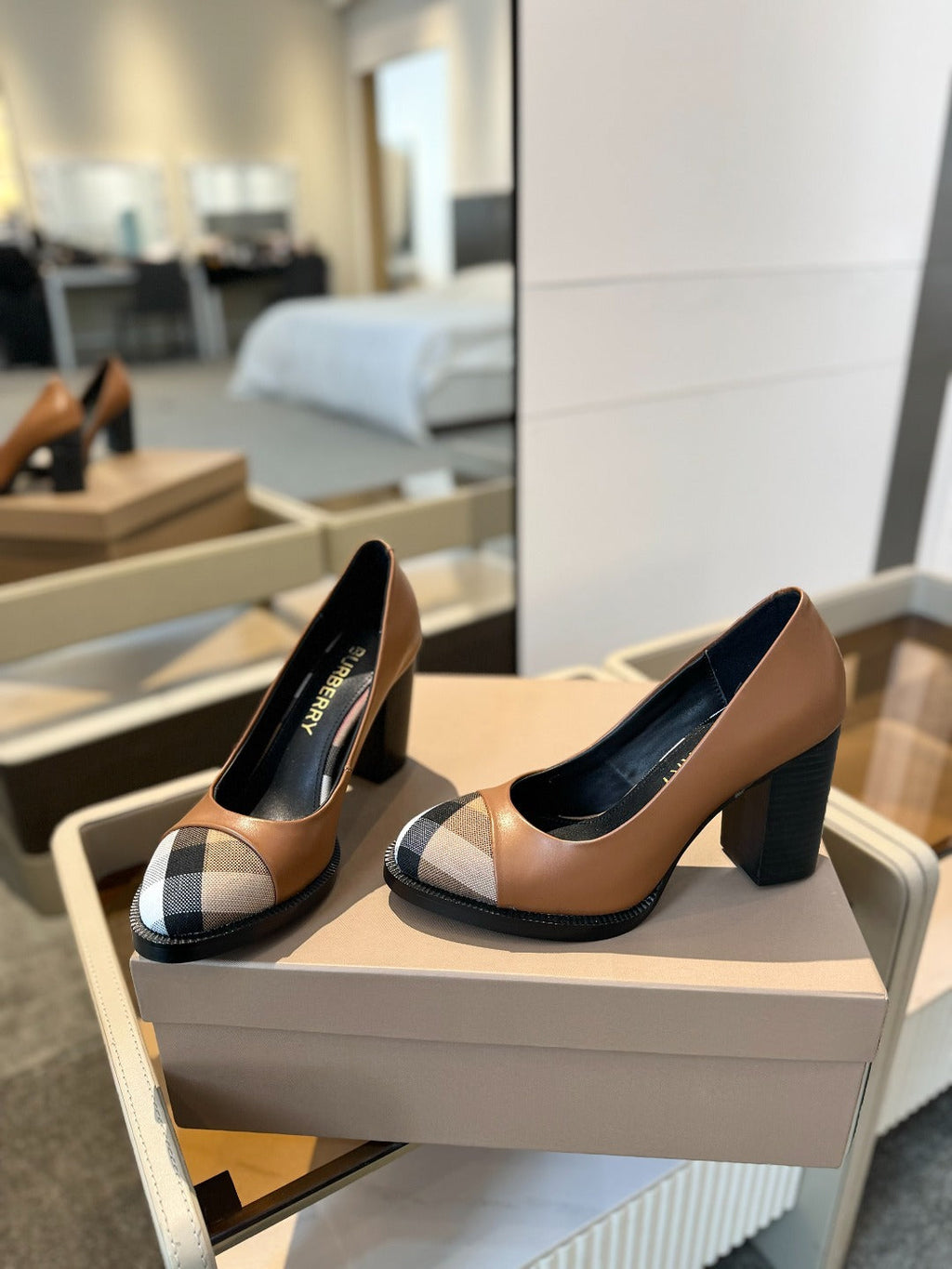 BURBERRY 26S HIGH HEELS 95 MM IN BROWN CALFSKIN