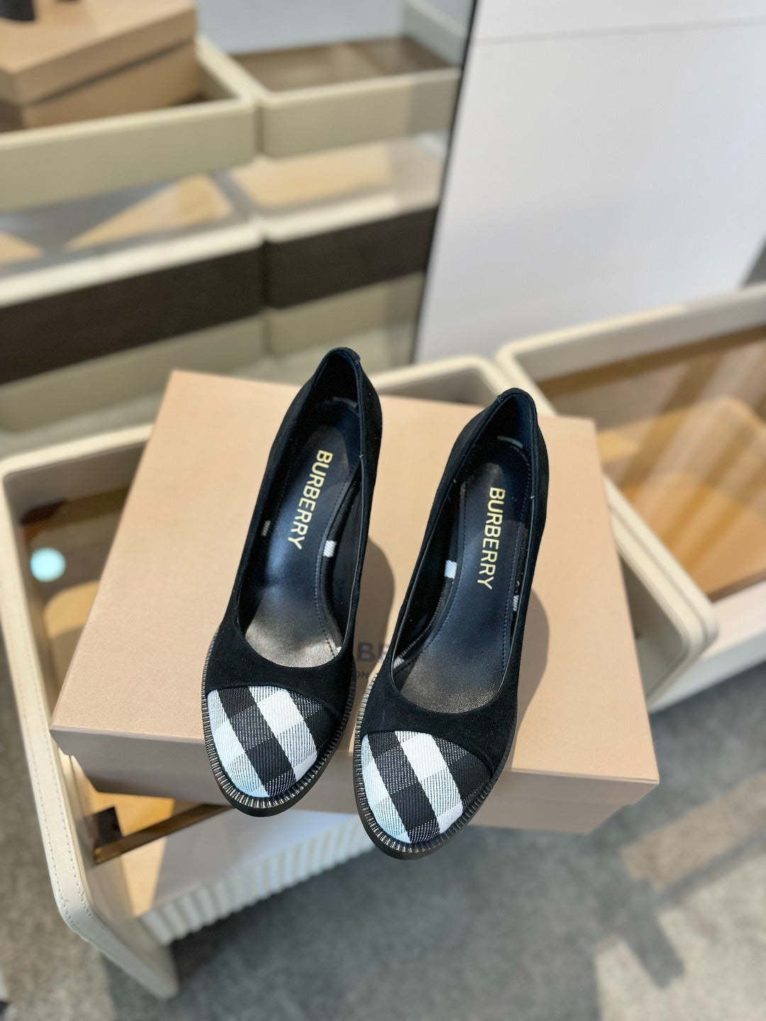 BURBERRY 26S HIGH HEELS 95 MM IN BLACK SUEDE