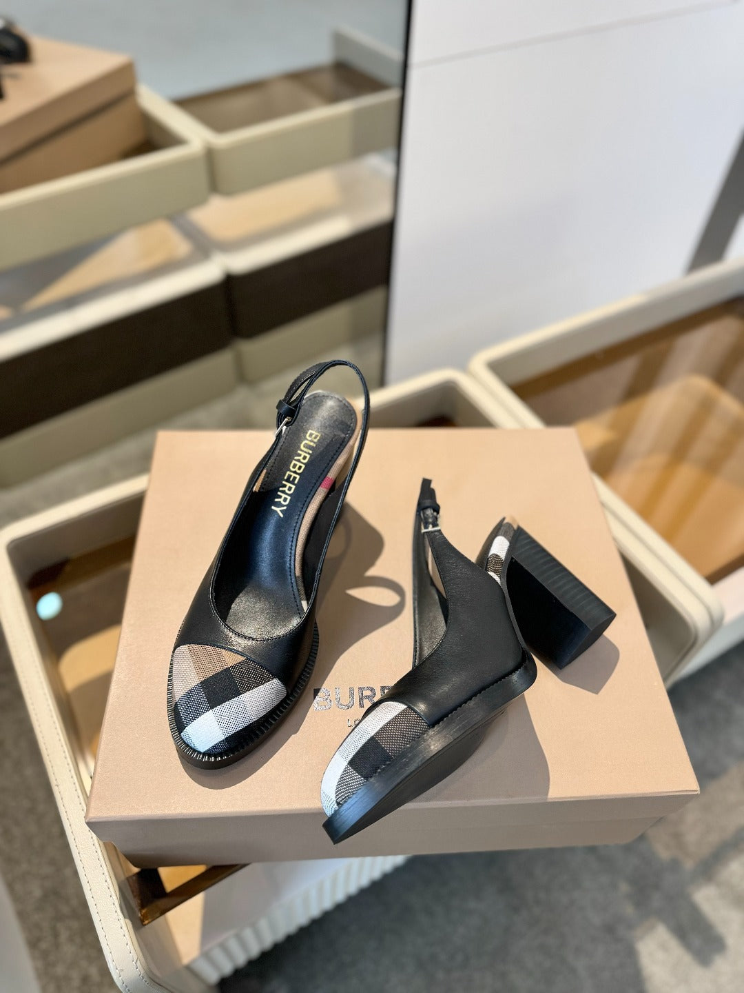 BURBERRY 26S VINTAGE CHECK TOE SLINGBACK BLOCK HEELS 95MM IN BLACK CALFSKIN