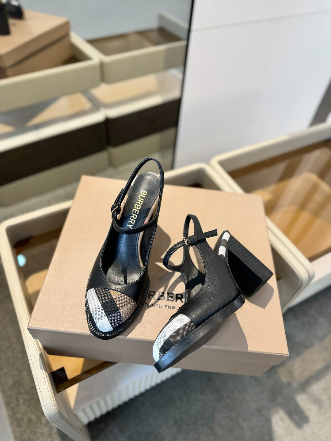 BURBERRY 26S SLINGBACK HEELS 95 MM IN BLACK CALFSKIN