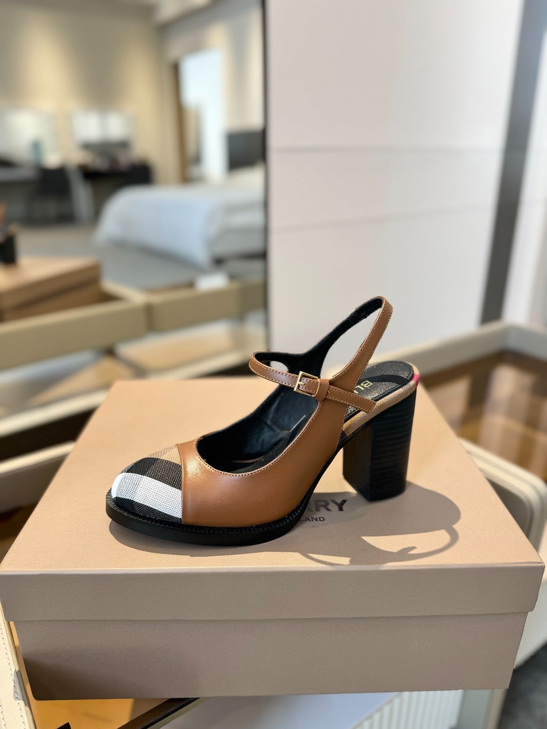 BURBERRY 26S SLINGBACK HEELS 95MM IN BROWN CALFSKIN