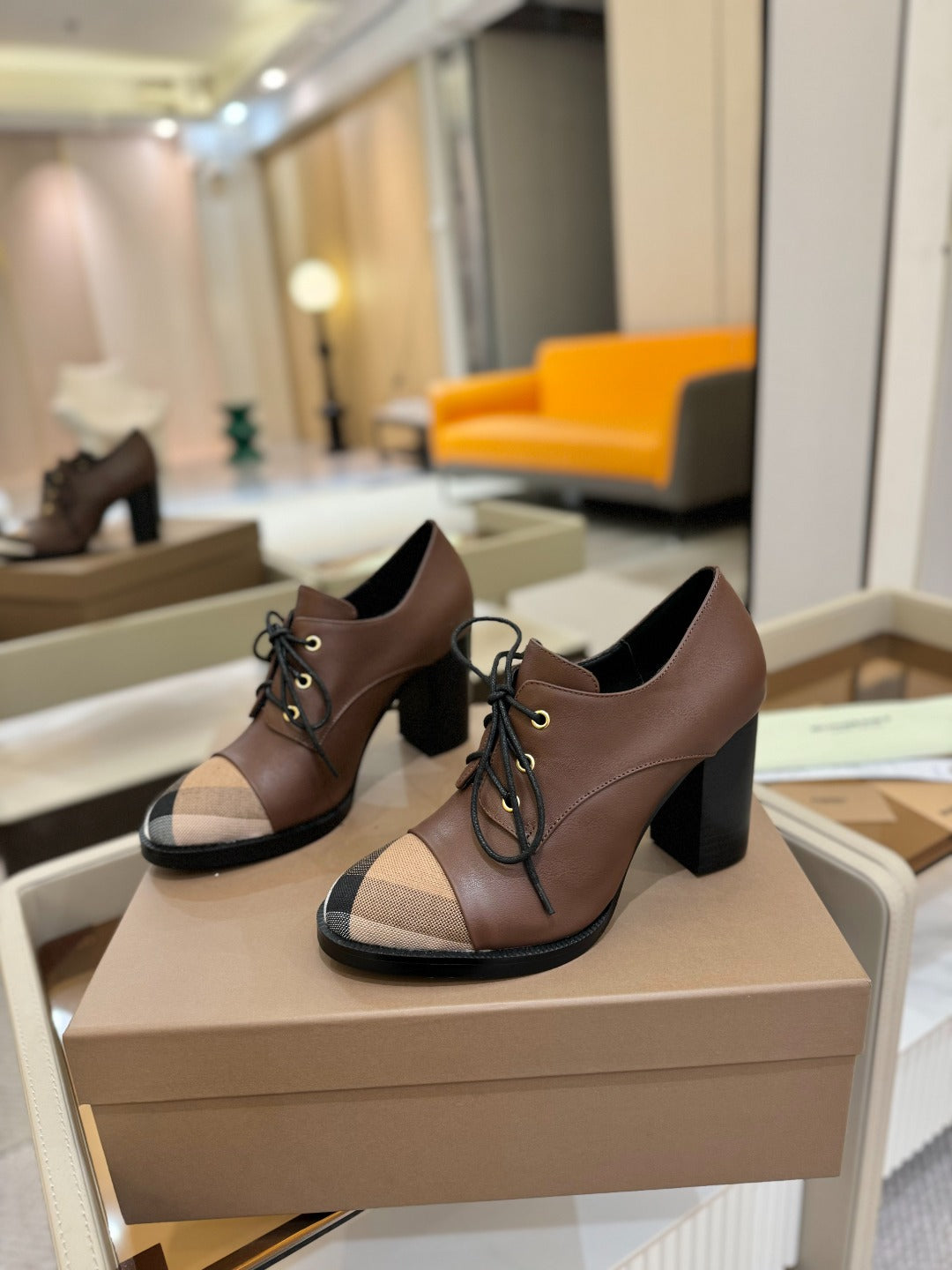 BURBERRY 26S LACE-UP HIGH HEELS 95 MM IN DARK BROWN CALFSKIN