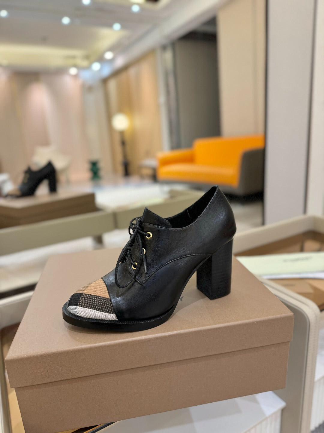 BURBERRY 26S LACE-UP HIGH HEELS 95 MM IN BLACK CALFSKIN