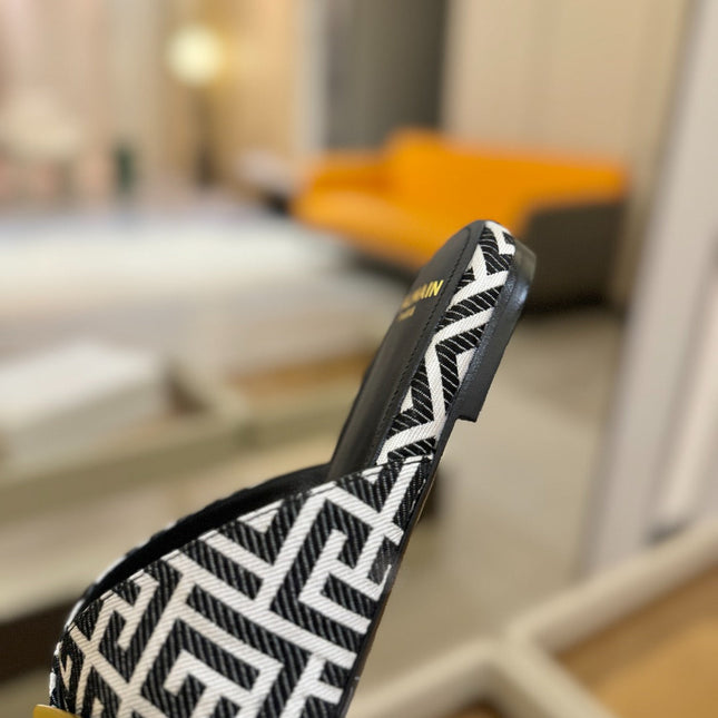 BALMAIN 26S SANDALS IN BLACK AND WHITE CANVAS