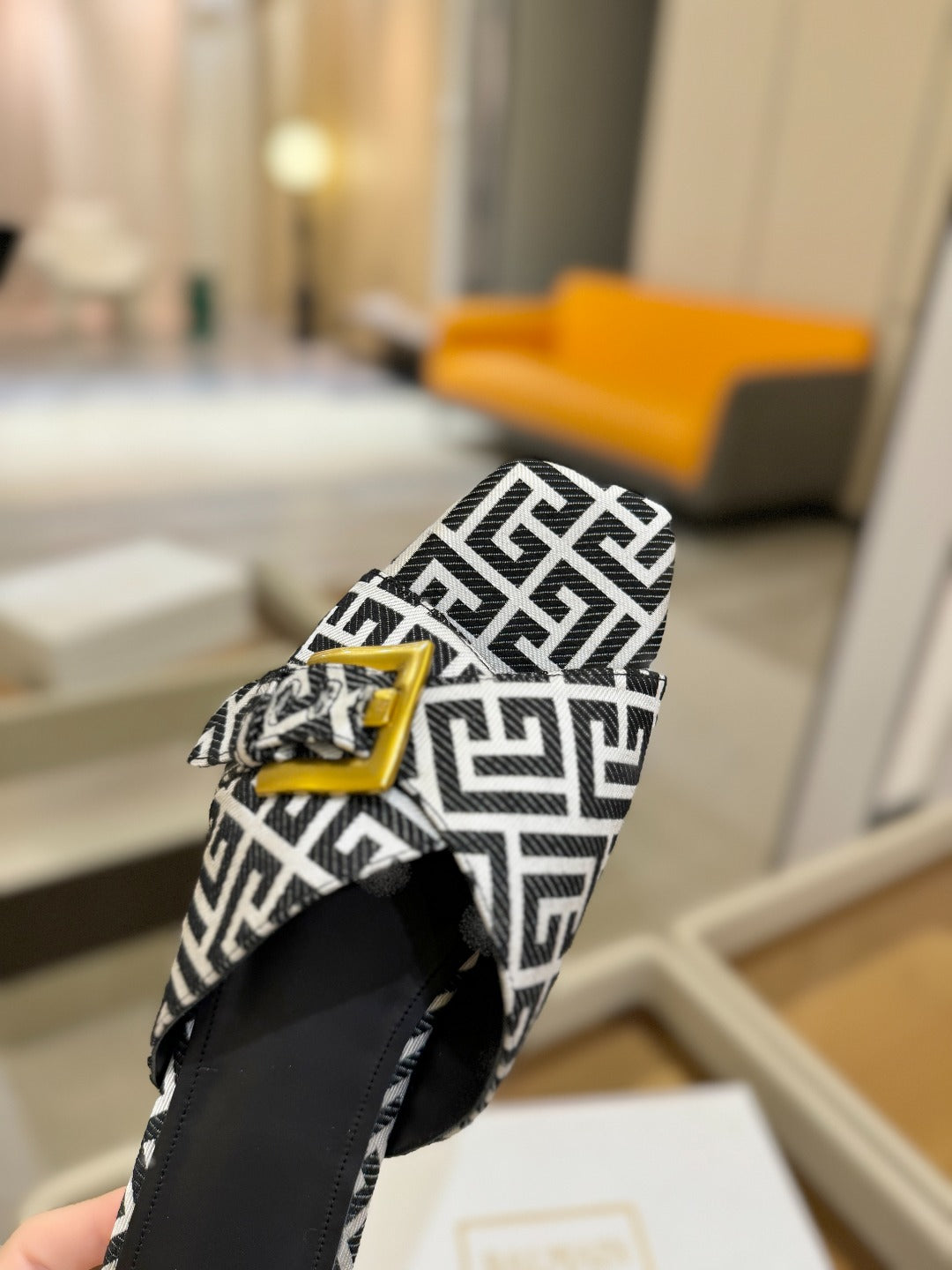 BALMAIN 26S SANDALS IN BLACK AND WHITE CANVAS