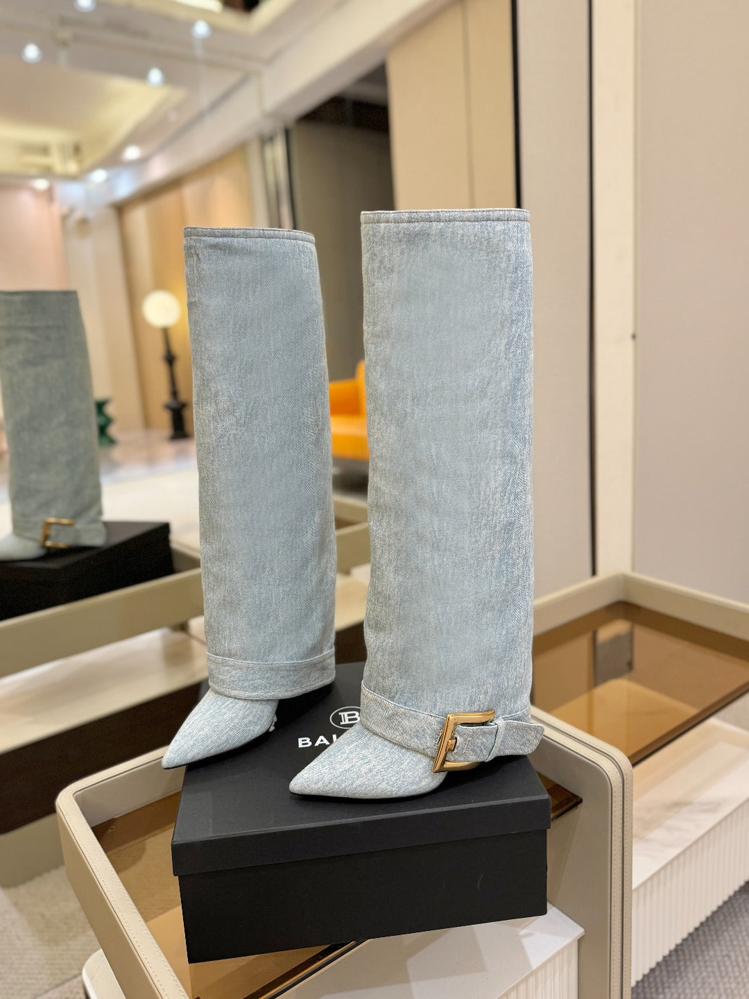 BALMAIN 26S KNEE-HIGH BOOTS 100 MM IN LIGHT BLUE DENIM