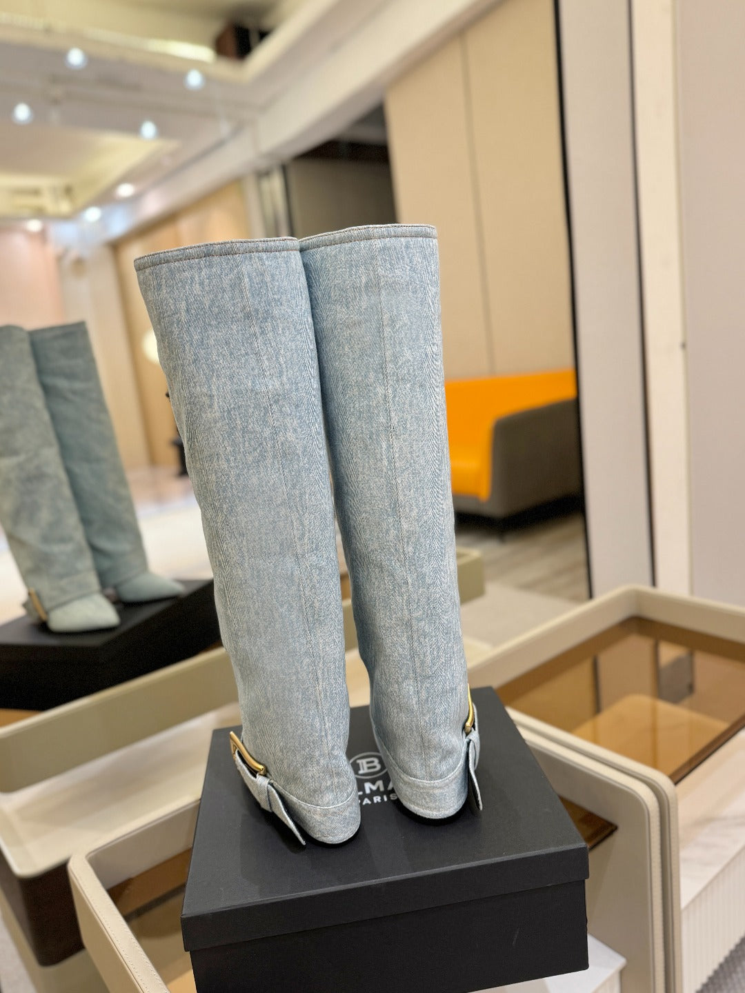 BALMAIN 26S KNEE-HIGH BOOTS 100 MM IN LIGHT BLUE DENIM