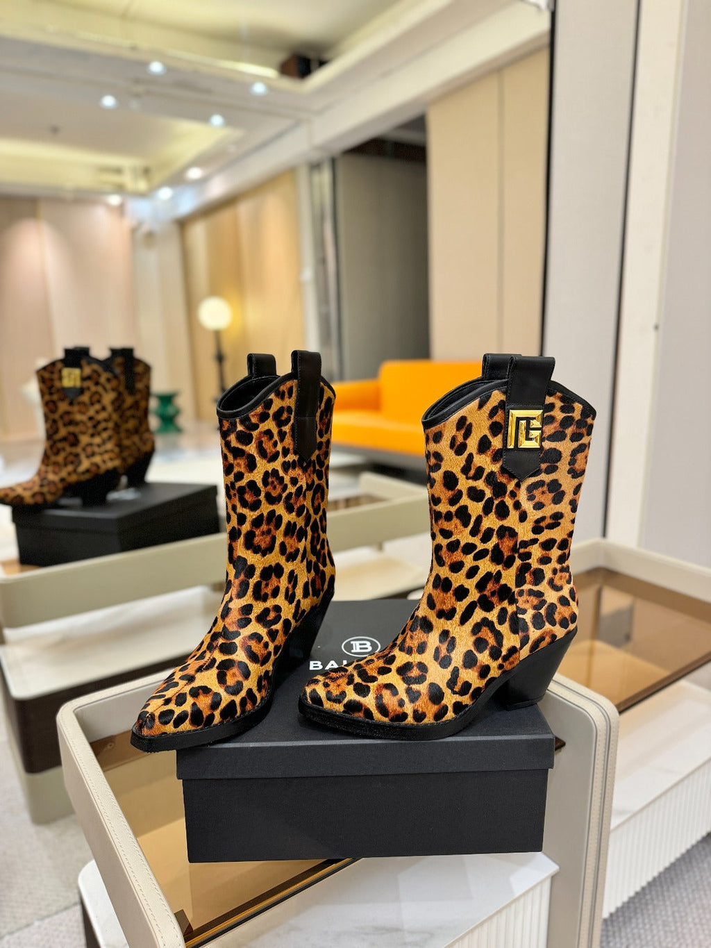 BALMAIN 26S COWBOY ANKLE BOOTS 65 MM IN LEOPARD PRINT PONY HAIR