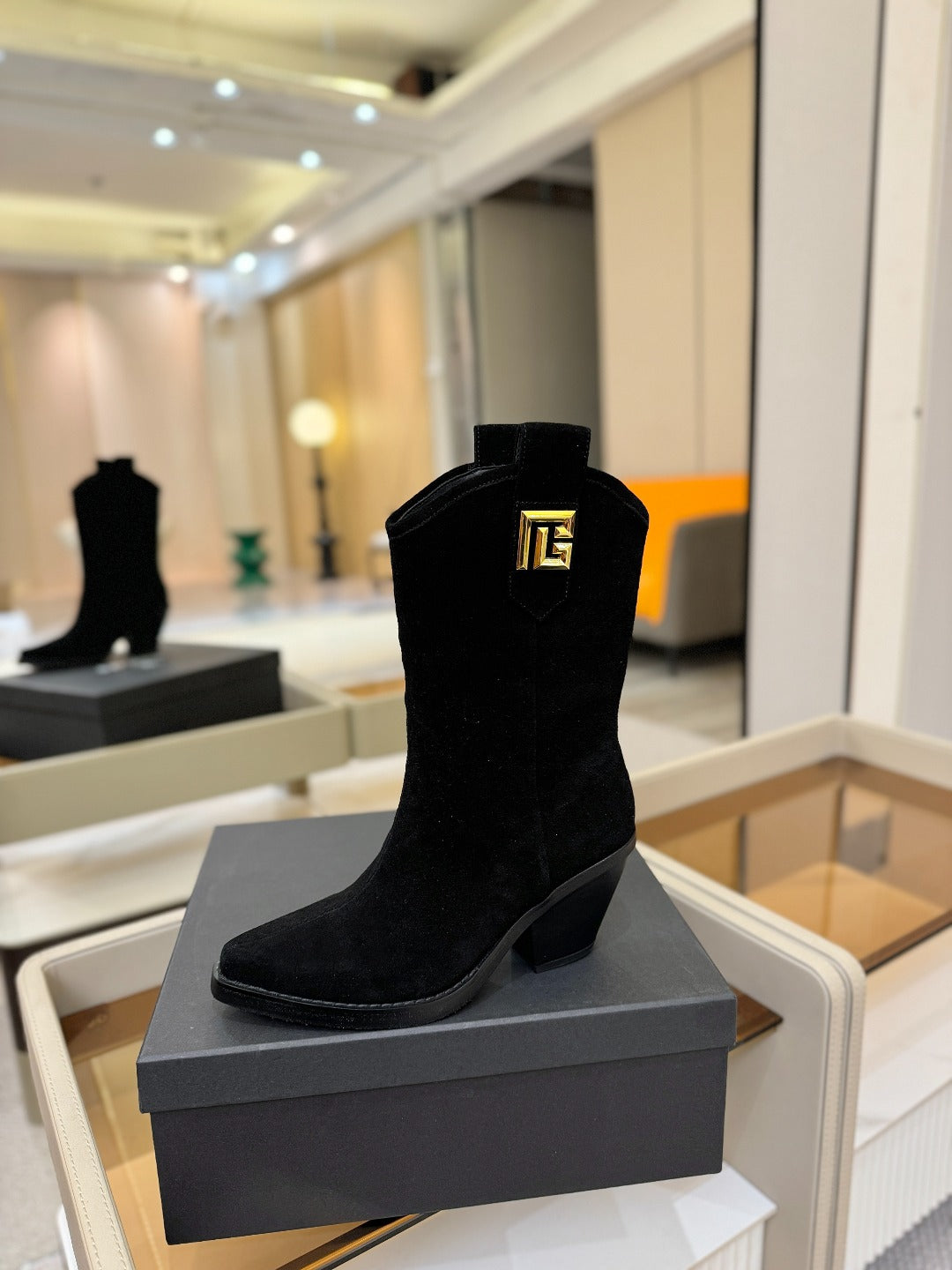 BALMAIN 26S COWBOY ANKLE BOOTS 65 MM IN BLACK SUEDE