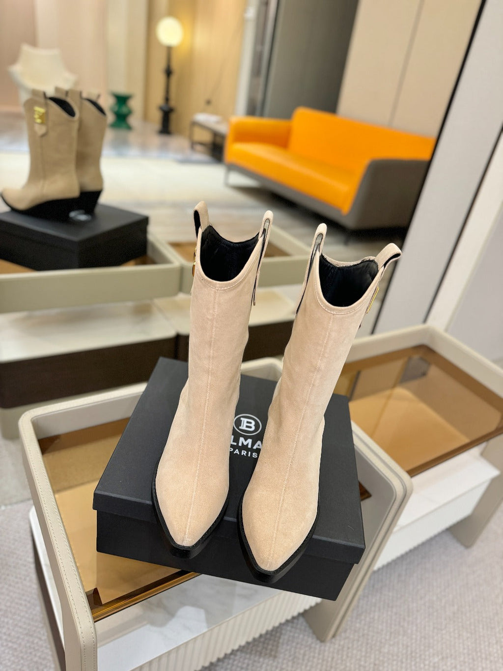 BALMAIN 26S COWBOY ANKLE BOOTS 65 MM IN BEIGE SUEDE
