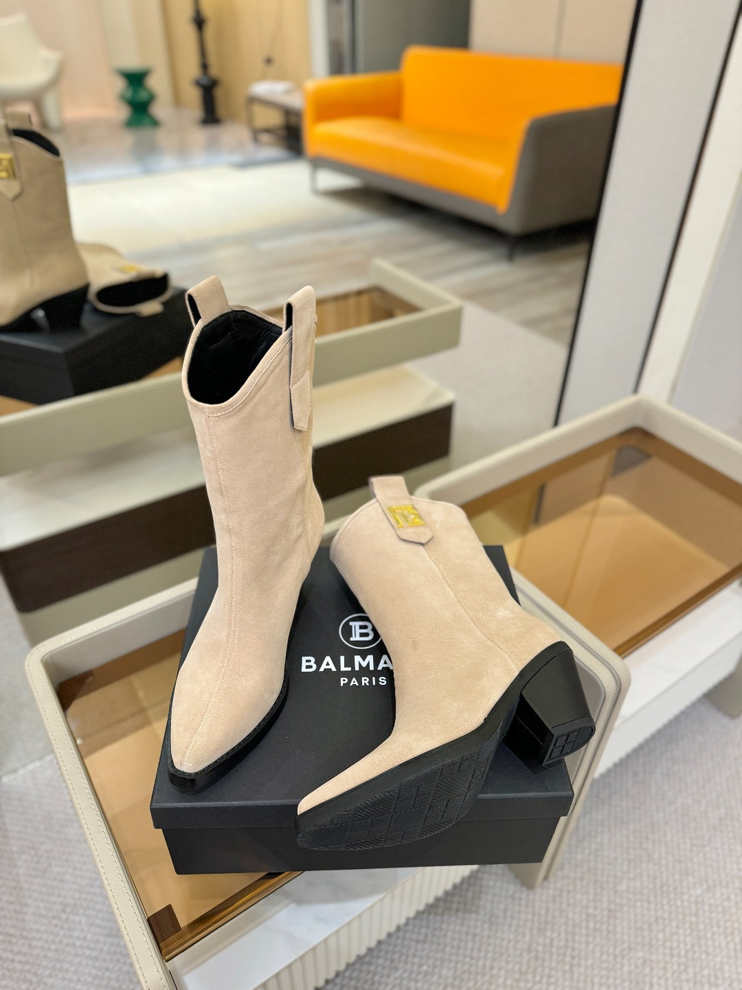 BALMAIN 26S COWBOY ANKLE BOOTS 65 MM IN BEIGE SUEDE