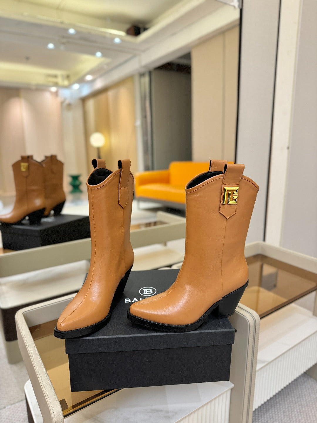 BALMAIN 26S COWBOY ANKLE BOOTS 65 MM IN BROWN CALFSKIN