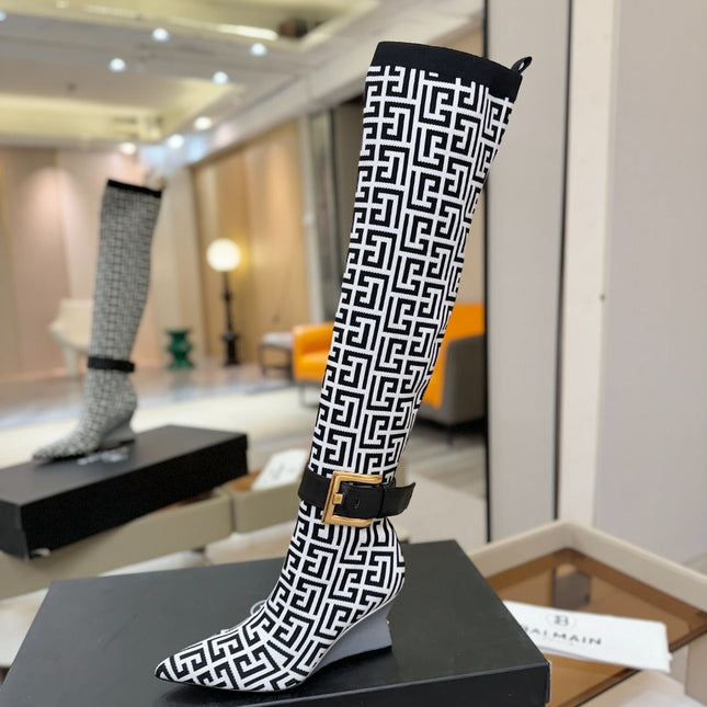 BALMAIN 26S HIGH-TOP BOOTS 75 MM IN BLACK AND WHITE FLYKNIT