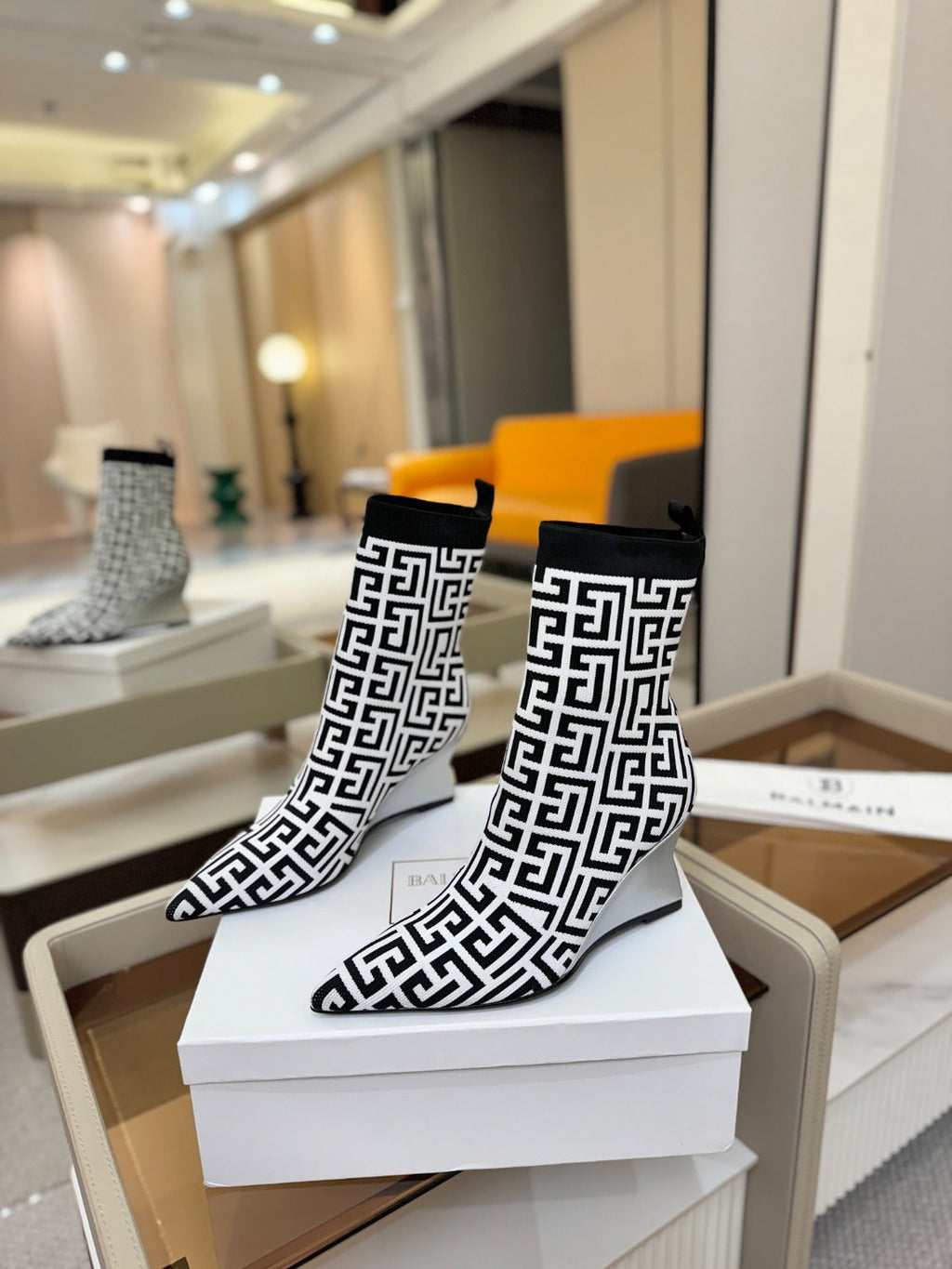 BALMAIN 26S BOOT 75 MM IN BLACK AND WHITE FLYKNIT