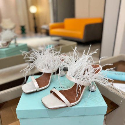 AQUAZZURA 26S FEATHER HEELED SANDALS 95 MM IN WHITE SATIN