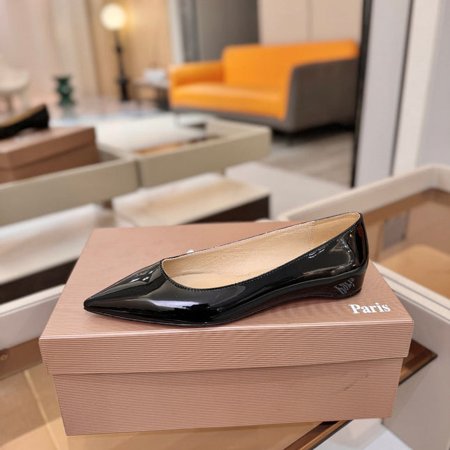 CHRISTIAN LOUBOUTIN 26S BALLERINA FLATS IN BLACK PATENT CALFSKIN