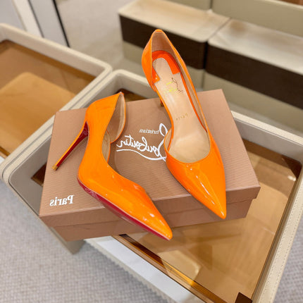 CHRISTIAN LOUBOUTIN 26S CUTOUT SIDE PUMP HEELS 105 MM IN ORANGE PATENT CALFSKIN