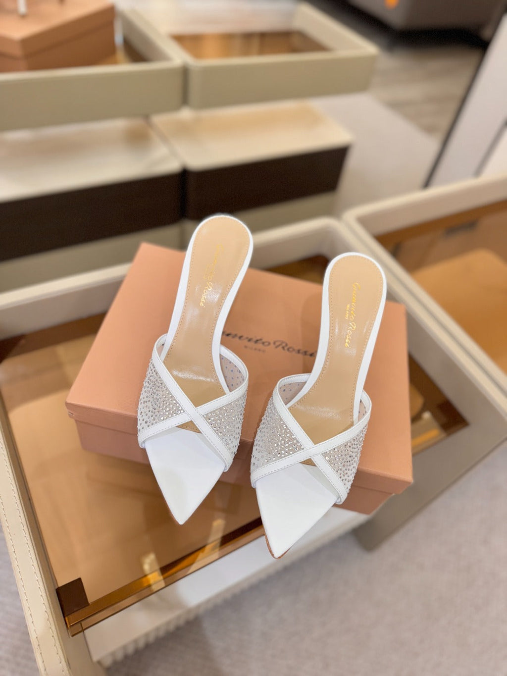 GIANVITO ROSSI 26S POINTED TOE HIGH HEELS 85 MM IN WHITE LAMBSKIN WITH RHINESTONE STRAP