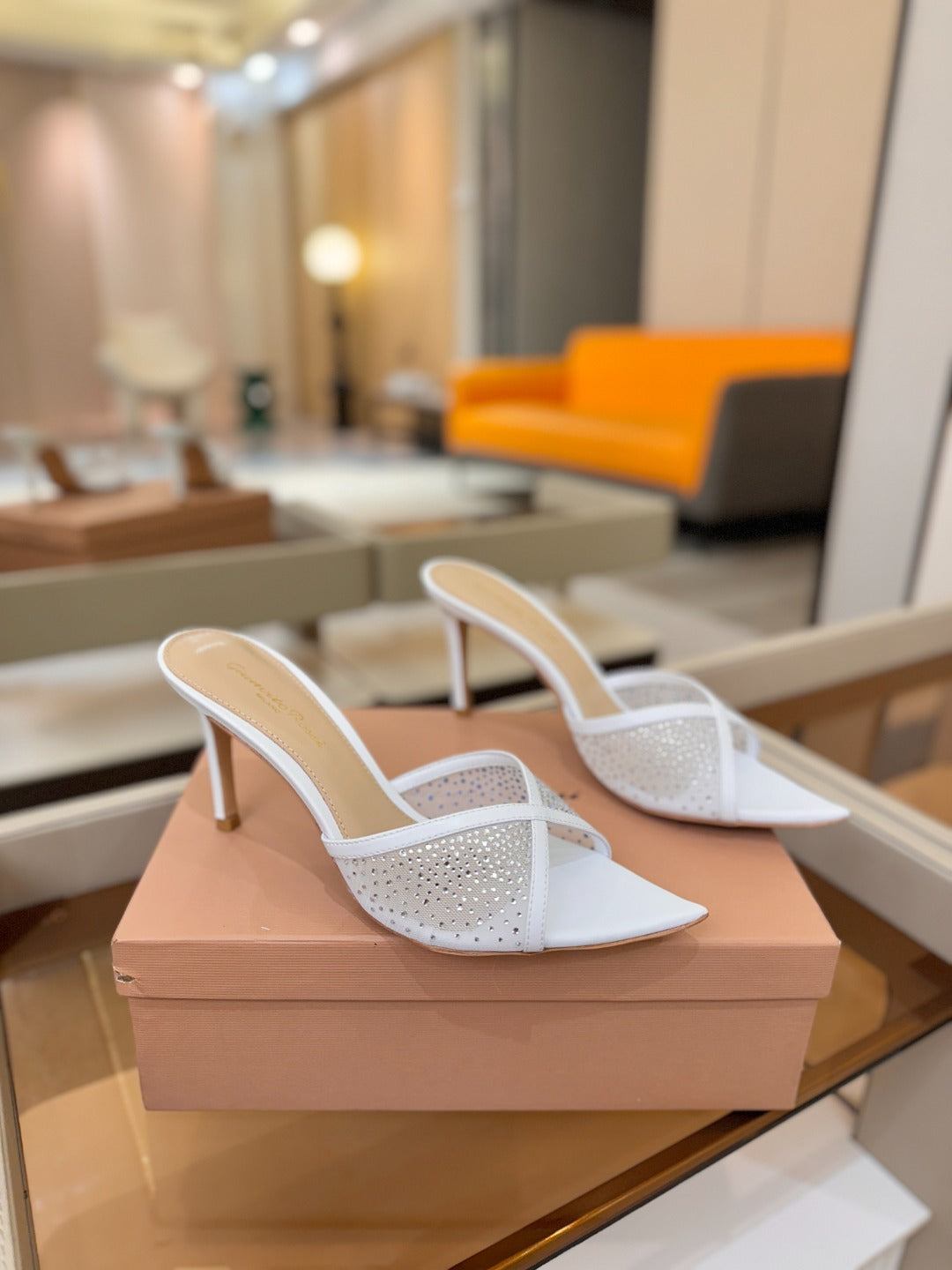 GIANVITO ROSSI 26S POINTED TOE HIGH HEELS 85 MM IN WHITE LAMBSKIN WITH RHINESTONE STRAP