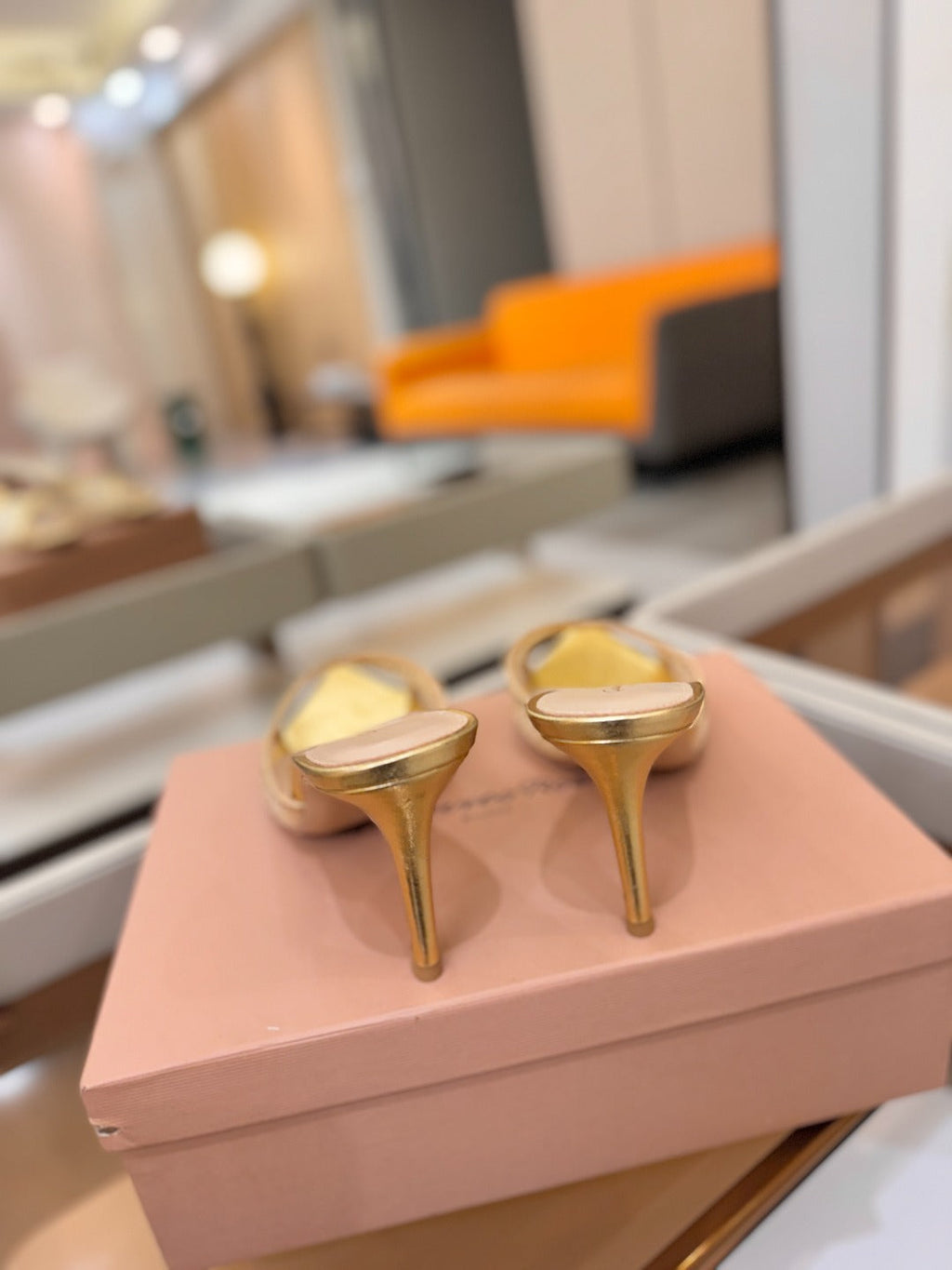 GIANVITO ROSSI 26S POINTED TOE HIGH HEELS 85 MM IN GOLD LAMBSKIN WITH RHINESTONE STRAP