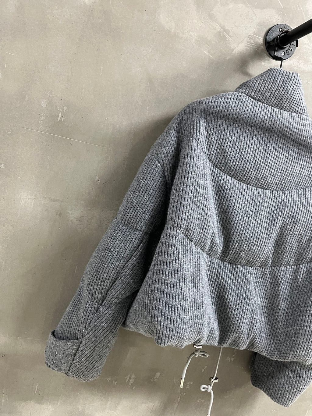 MIUMIU DOWN JACKET STYLE 689