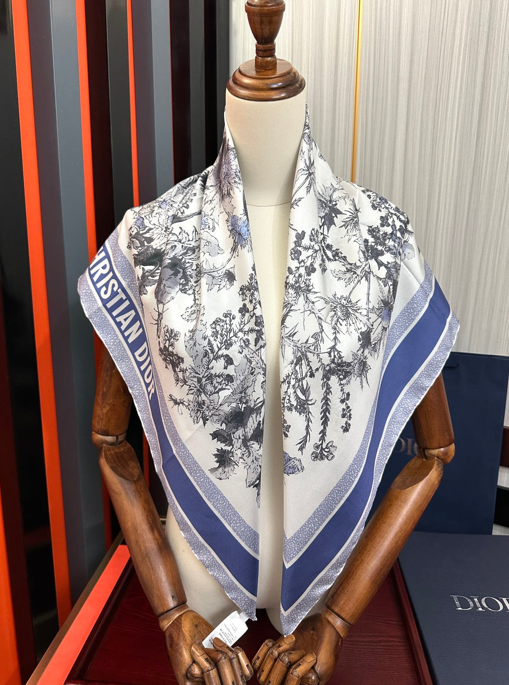 DIOR 26S SCARF 90CM IN SILK 304189