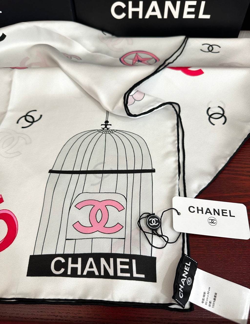 CHANEL 26S SCARF 90 IN SILK 309279