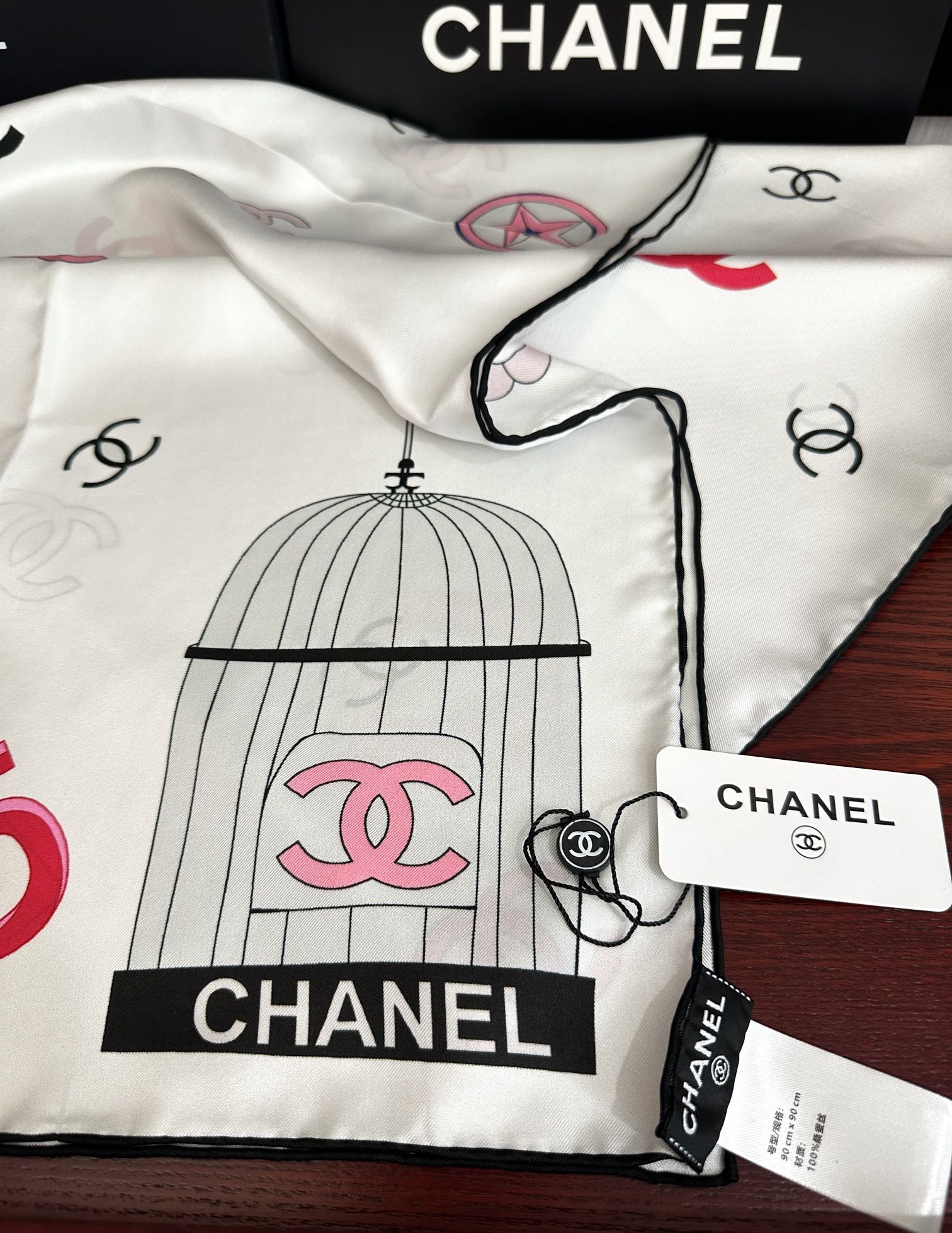 CHANEL 26S SCARF 90 IN SILK 309279