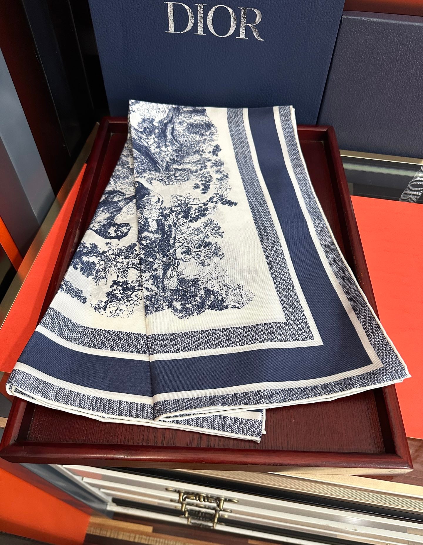 DIOR 26S SCARF 90CM IN SILK 313453