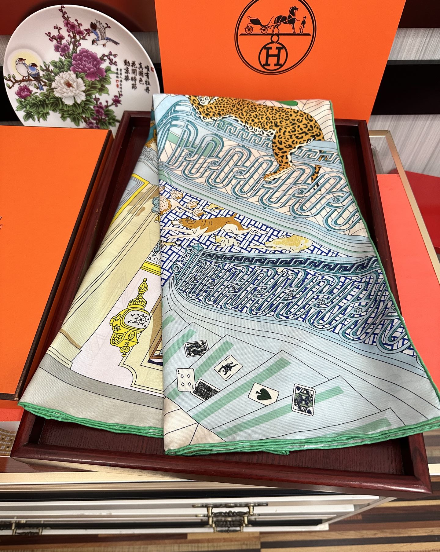 HERMES 26S SCARF 90 IN SILK 303325