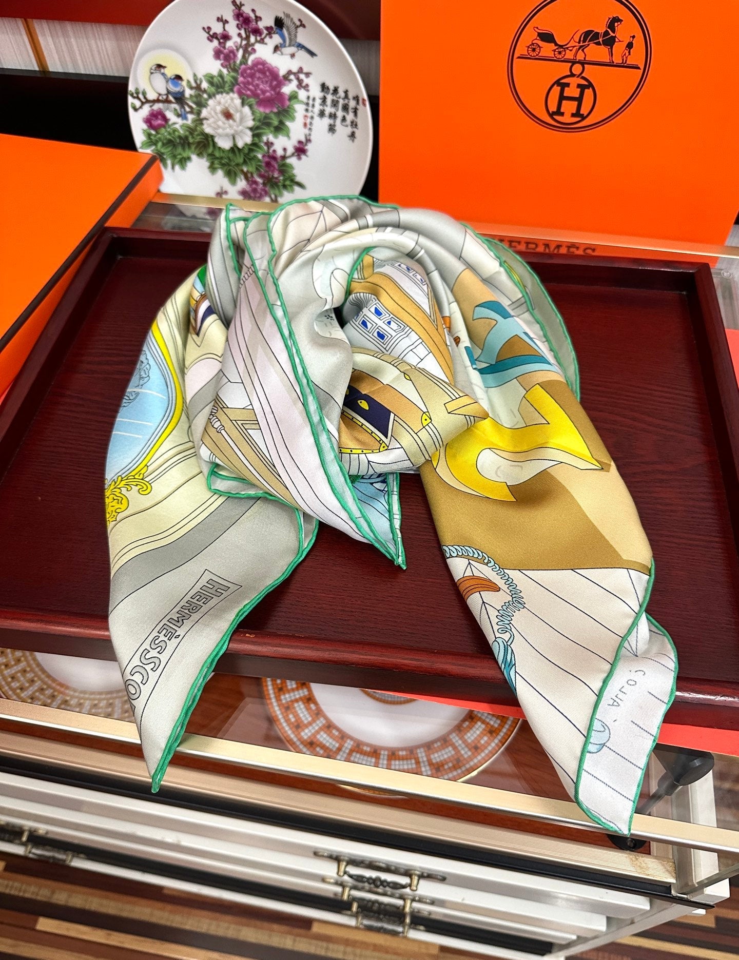 HERMES 26S SCARF 90 IN SILK 303325