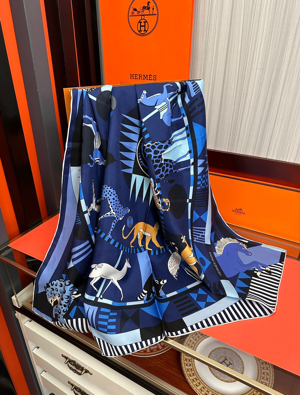 HERMES 26S SCARF 90 IN SILK 303330