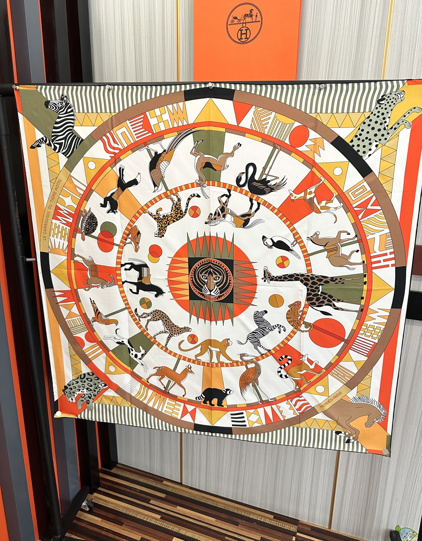 HERMES 26S SCARF 90 IN SILK 303331