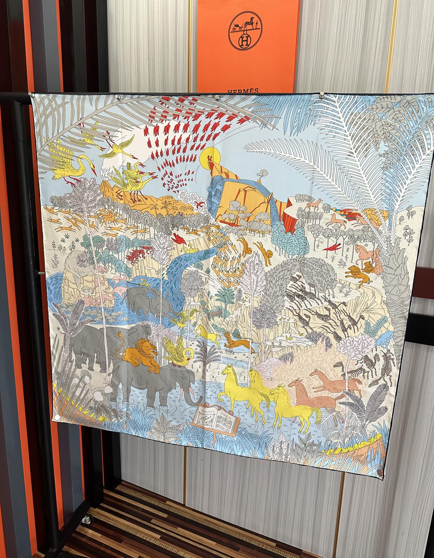 HERMES 26S SCARF 90 IN SILK 304199