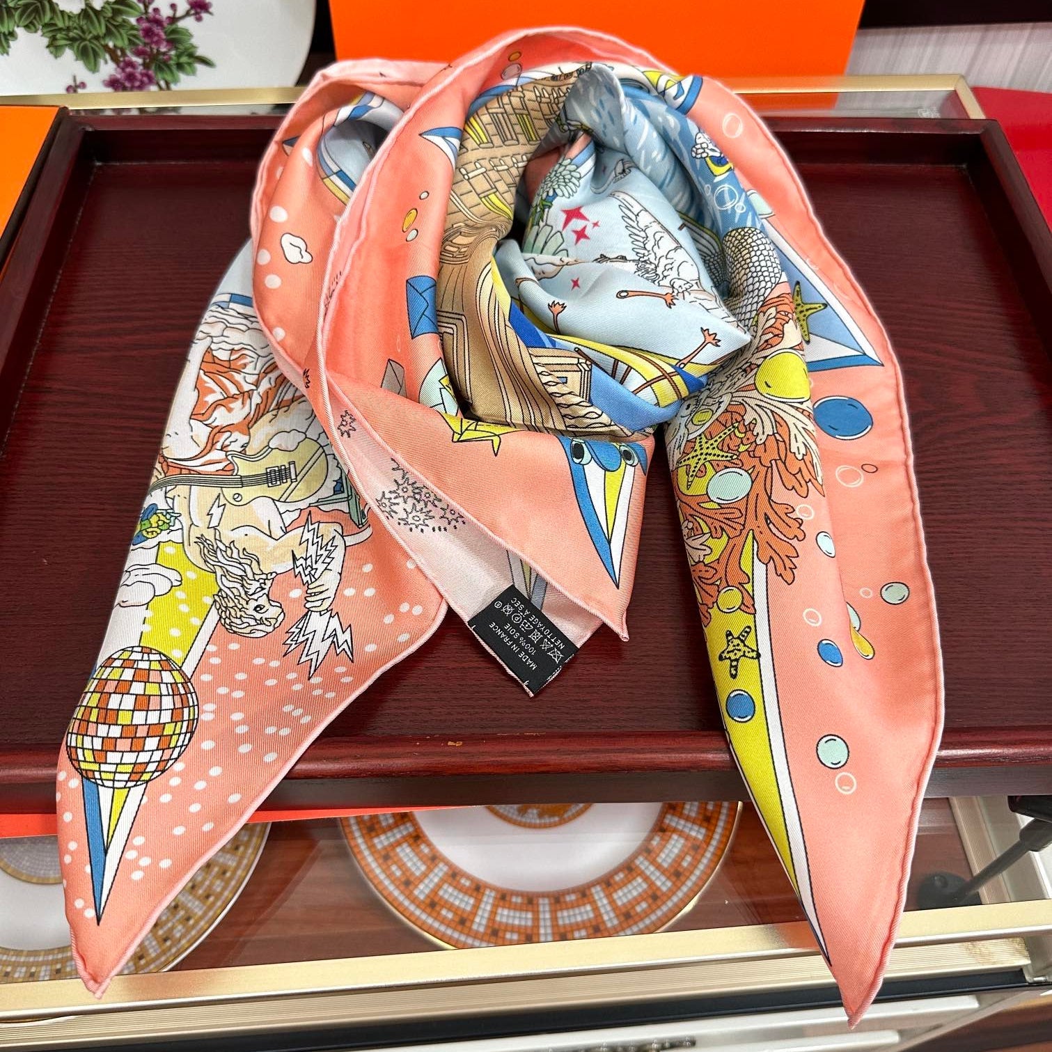 HERMES 26S PRINTED SQUARE SCARF 90 IN SILK 312024