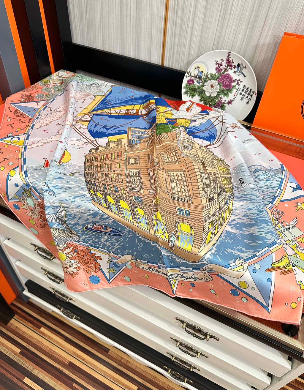HERMES 26S PRINTED SQUARE SCARF 90 IN SILK 312024