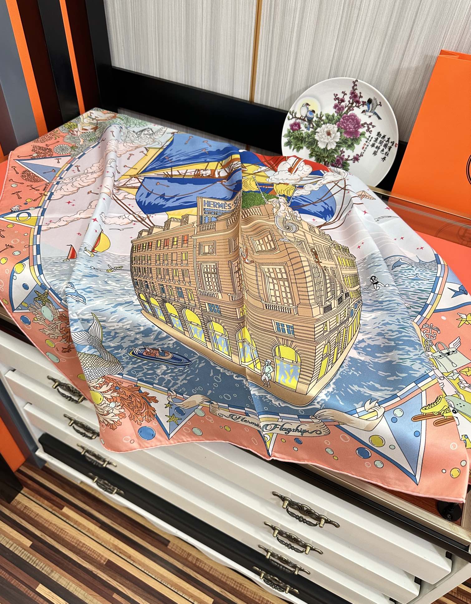 HERMES 26S PRINTED SQUARE SCARF 90 IN SILK 312024