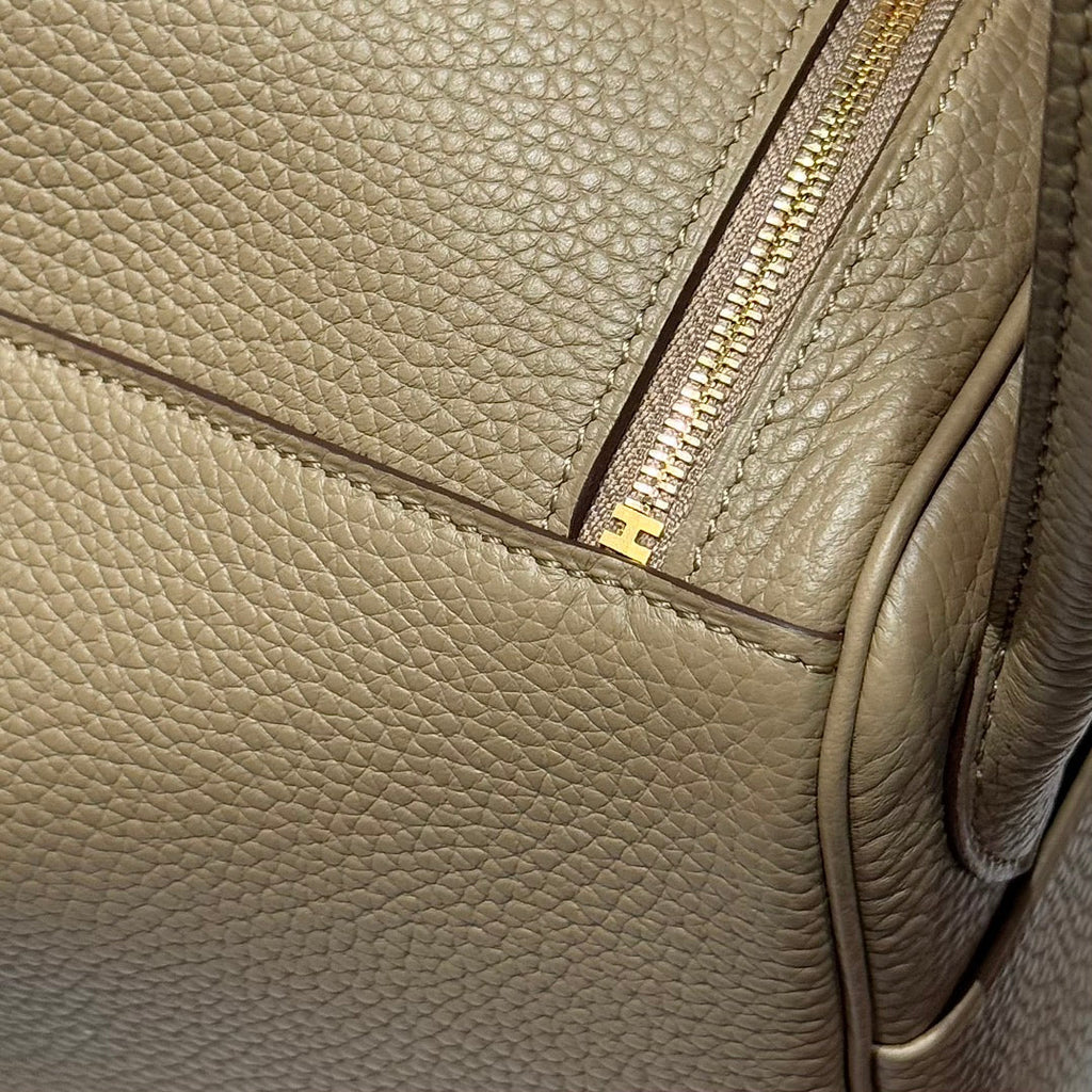 HERMES 25S MEDIUM LINDY 26 IN DARK KHAKI CALFSKIN GOLD HARDWARE