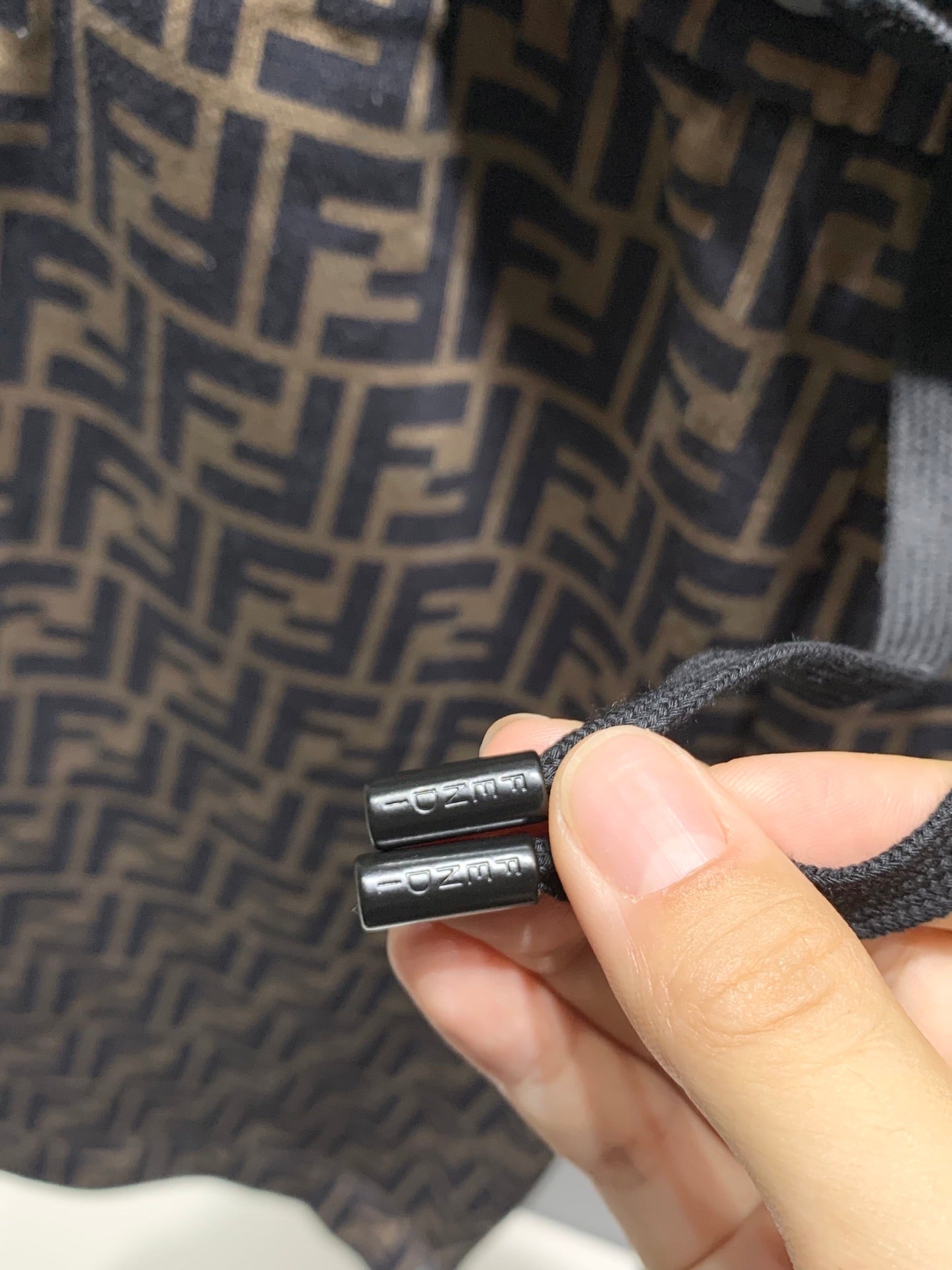 FENDI 26S SHORTS 002
