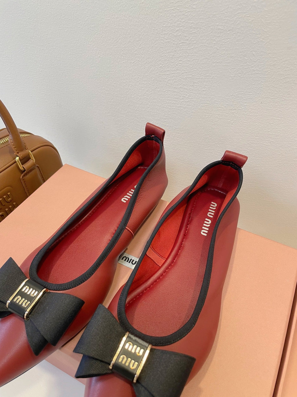 MIUMIU 26S BALLET FLATS IN DARK RED CALFSKIN WITH BOW