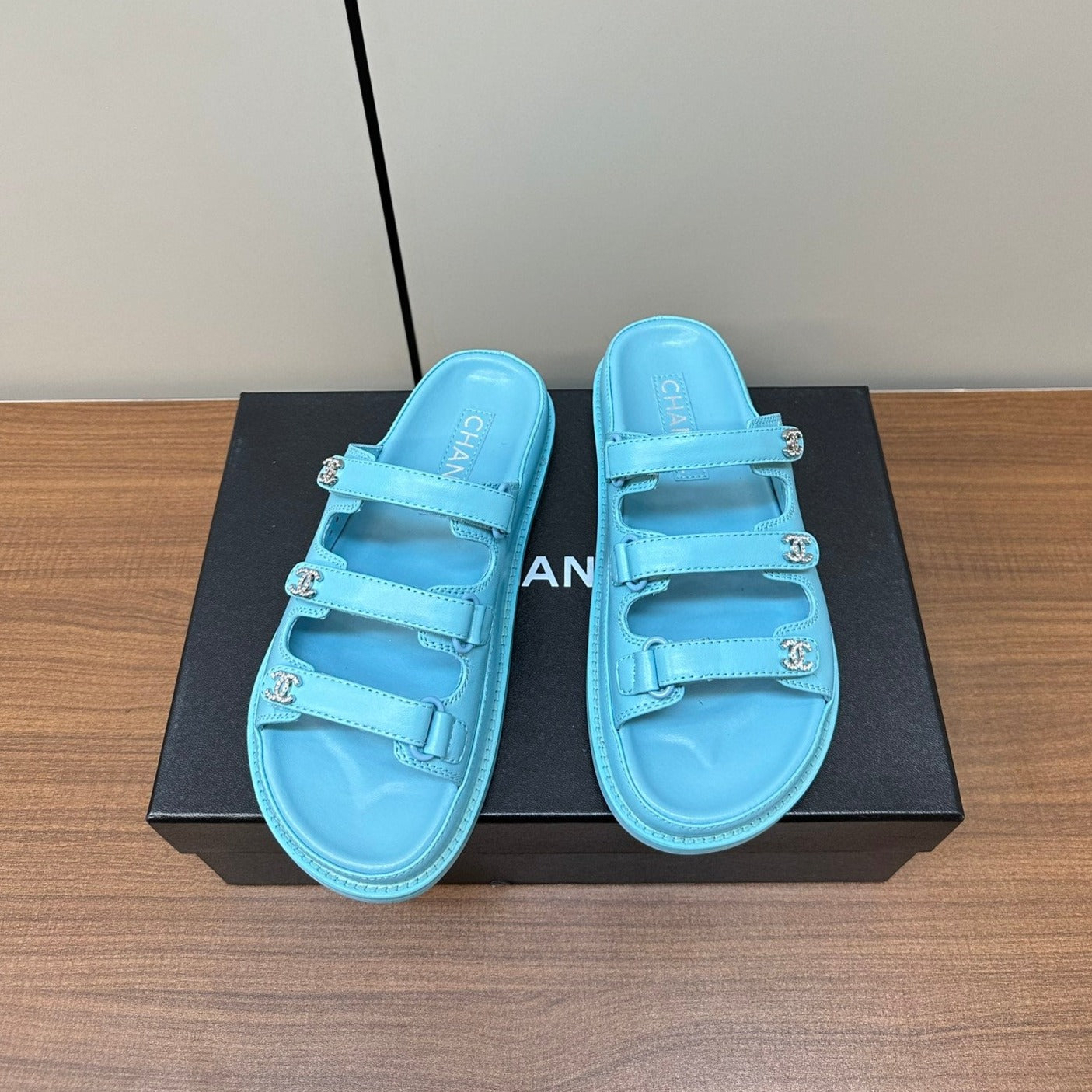 dad sandals cloud blue 3 rows lambskin mules