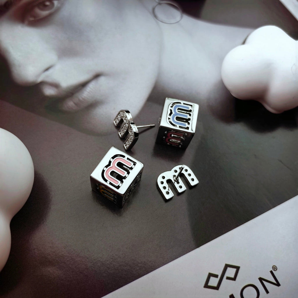 MIUMIU 26S CUBE LOGO CRYSTAL STUD EARRINGS IN MULTICOLOR ENAMEL AND SILVER TONE METAL 630875
