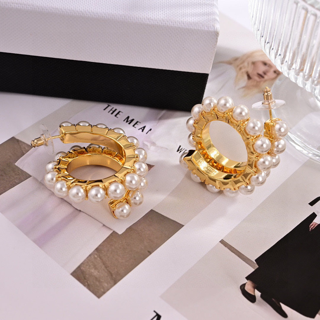 MIUMIU 26S PEARL EMBELLISHED HOOP EARRINGS IN GOLD TONE METAL 631796